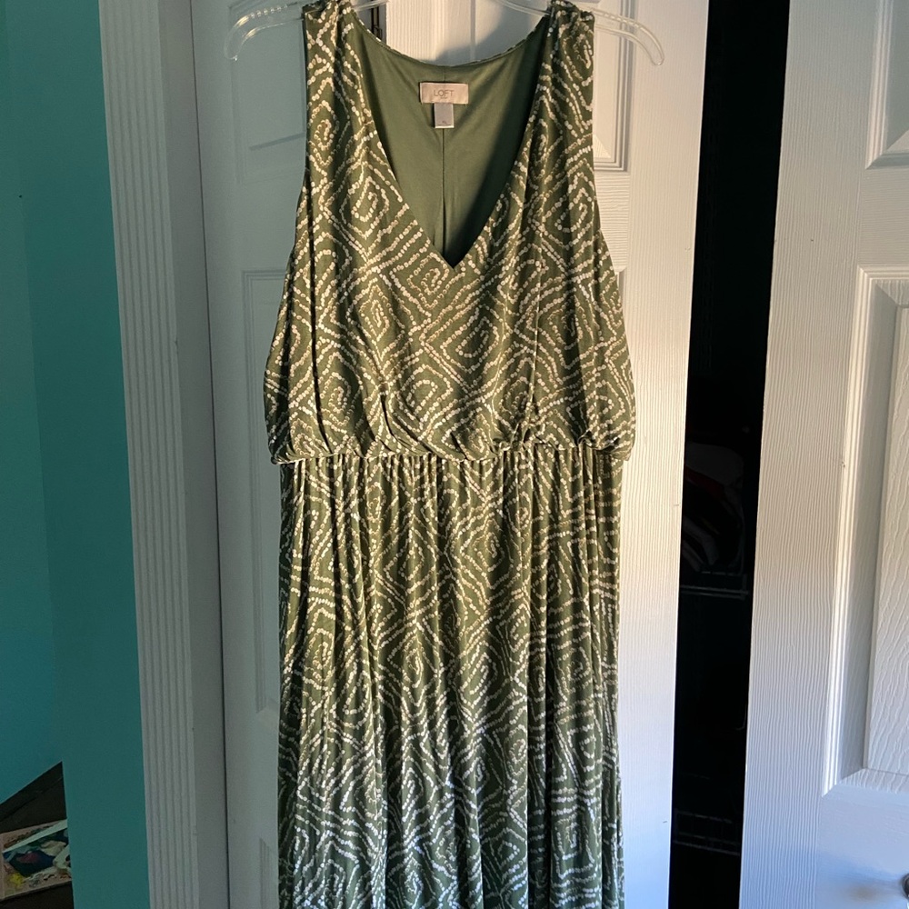 Loft sleeveless dress